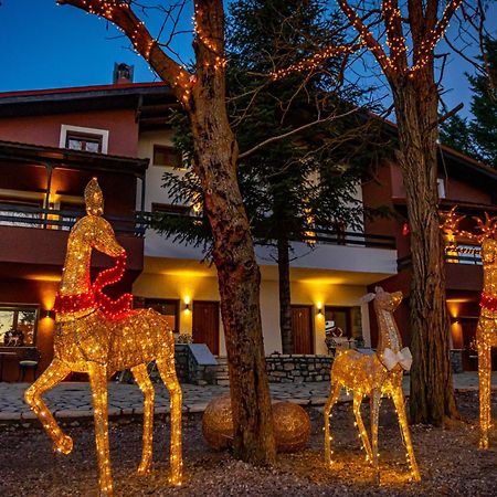 فندق Mz Reindeer Kalívia المظهر الخارجي الصورة